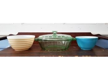 Pyrex And Green Glass - Vintage Kitchen