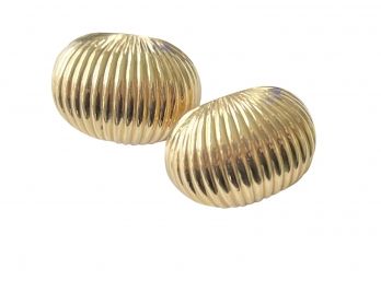 14K Gold Ribbed Omega Backed Earrings By Milor Made In Italy