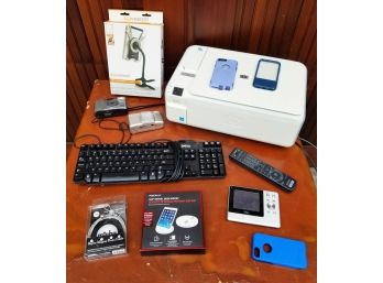 HP C4480, Skweezel, Keyboard And More!