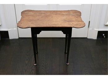 CIW Classics In Wood Rounded Rectangular Table
