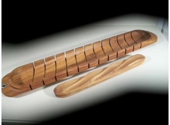 Very Cool Baguette Cutting Board And 'Bread Shaped' Knife