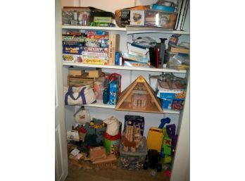 Closet PACKED  W/Games (Toys, Paints, Playmobil, Robot)  PLUS MORE !