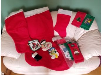 Assortment Christmas Textile Pieces