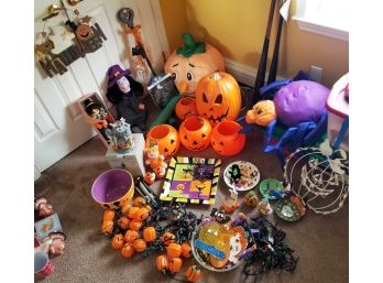 Large Assortment Halloween Decor