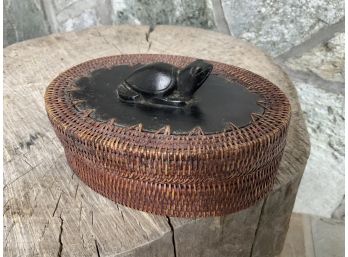 Amazing Hand Woven Box ~ Carved Turtle  On Top