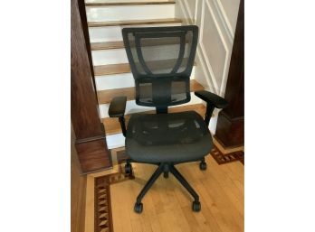 Quality Black Mesh Office Chair