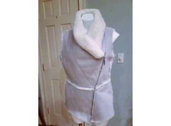 White House Soft Lambswool And Suede 'Black Market'  Grey Sweater Vest Size SMALL