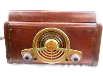 Zenith Radio Phonograph For Parts Or Repair