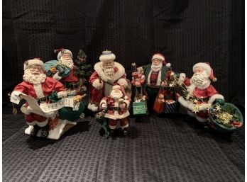 S16  Lot Of Santa Claus Figures -  With Gifts