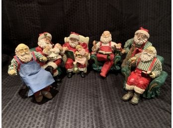S23  Lot Of Santa Claus Figures -  In Chairs