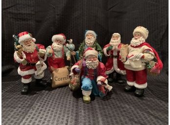 S42  Lot Of Santa Claus Figures -  With Coffee