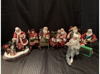 S63  Lot Of Santa Claus Figures - With Chair Bench