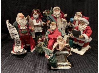 S19  Lot Of Santa Claus Figures -  With Lists