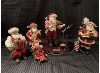 S10  Lot Of Santa Claus Figures - Musical Instrument Related