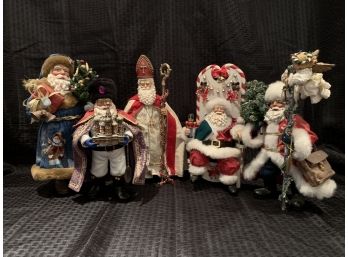 S49  Lot Of Santa Claus Figures - Misc