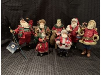 S38  Lot Of Santa Claus Figures -  With Items