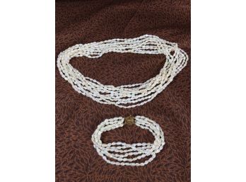 Freshwater Pearls Necklace & Bracelet W/14kt Gold