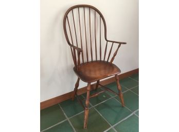 19th Century American Continuous Arm Windsor Chair