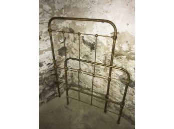 Antique Cast Iron Twin Head And Footboard - FAIRFIELD PICKUP