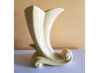 Yellow Monmouth Art Pottery Cornucopia Vase - WESTPORT PICKUP