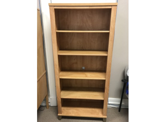 Nice Sturdy Bookshelf /Display Shelf Unit 1