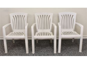 Set Of Three Nardi 'Diana' White Stackable Patio Chairs