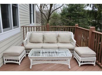White Resin Wicker Indoor/Outdoor Patio Furniture Set
