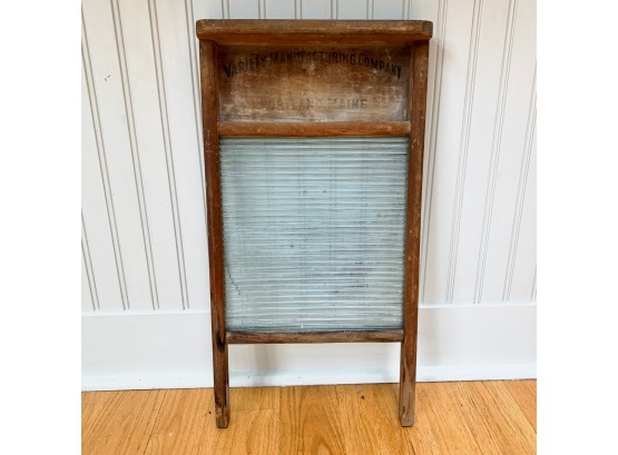 Vintage 'Variety Manufacturing Co.' Washboard