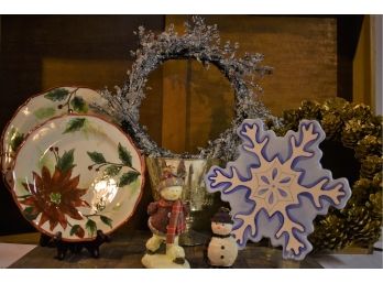 Large Assortment Of Christmas Decor (See All Photos)