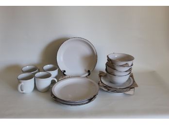 New Annabelle 16 Piece Dinnerware Set, Service For Four