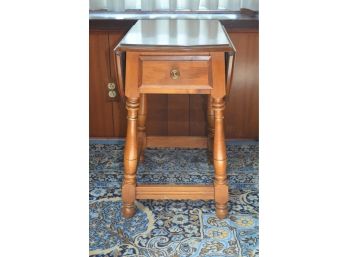 Small Hitchcock Warren Butterfly Drop Leaf SIde Table End Table