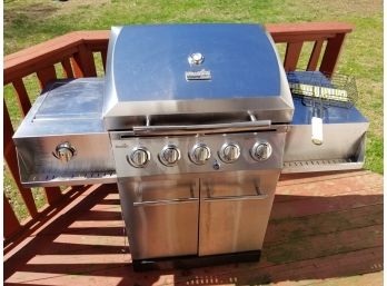 Char-Broil Classic Gas Grill