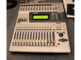 Yamaha O1V Digital Mixing Console