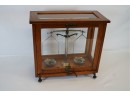 Antique Erdely Es Szabo Budapest 50 Gram Laboratory Scale In Beautiful Solid Oak & Glass Case
