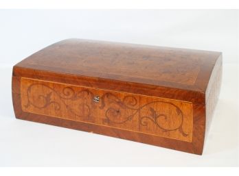 Beautifully Inlaid Maple & Walnut Antique Desk Box With Original Key