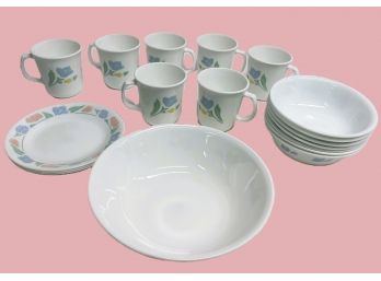 Miscellaneous Vintage Corelle Friendship Dishware & Mugs
