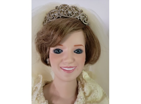 The Danbury Mint Collection 'The Princess Diana Bride Doll' Like New In Box