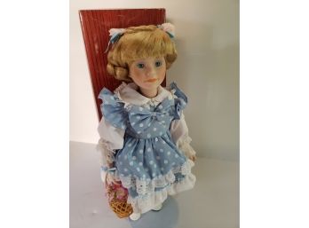 Dynasty Musical Porcelain Doll Collection 'Dawn Marie' Working Like New In Box