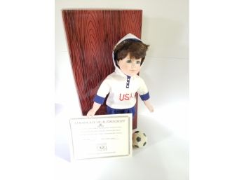 Dynasty Porcelain Doll Collection 'Robert' Like New In Box