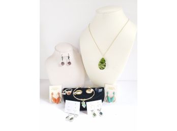 Ladies Jewelry Lot Necklace-Earings-Rings-Braclet