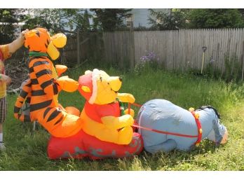 Winnie The Pooh, Tiger And Eeyore Christmas Blowup