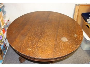 Solid Oak Dinning Table 48' Round