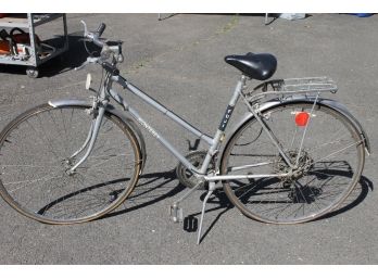 Vintage Fugi Monteray  Bicycle