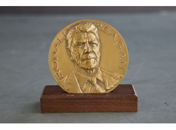 1981 Ronald Reagan Inaugural Bronze Medal On Stand