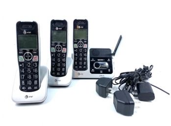 AT&T Cordless Phone W/ Digital Answering Machine System