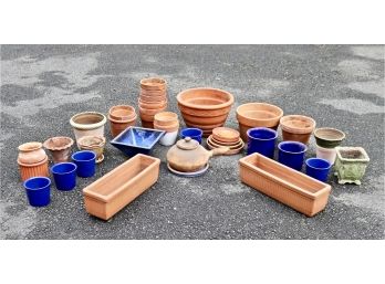 Set Of Terra-cotta Planters Flower Pots And More