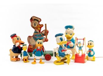 Great Group Of Donald Duck Vintage Toys