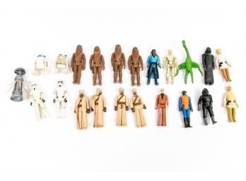 A Collection Of 22 Vintage Star Wars Figures - Circa 1970's-1980's