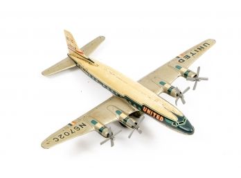 Vintage Tin Litho United Airplane DC-7 MainLiner