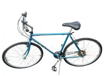 Metallic Blue Bianchi Avenue Bicycle